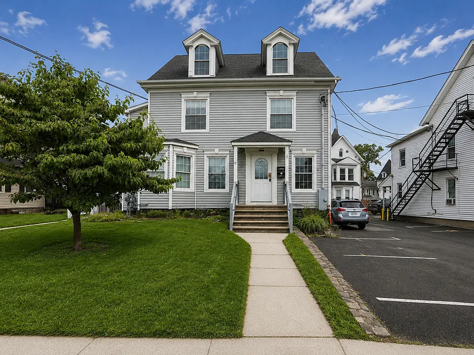 79 West St