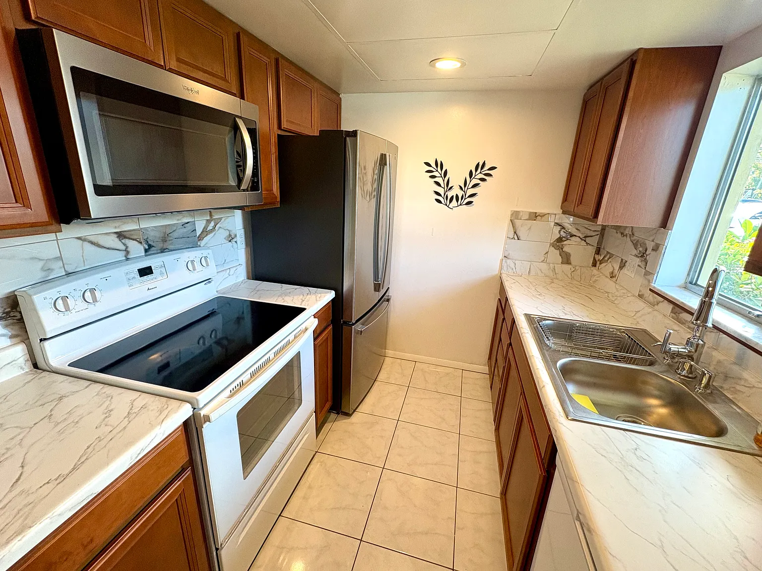 1 bed, 605 sqft, $1,325 — Photo 3