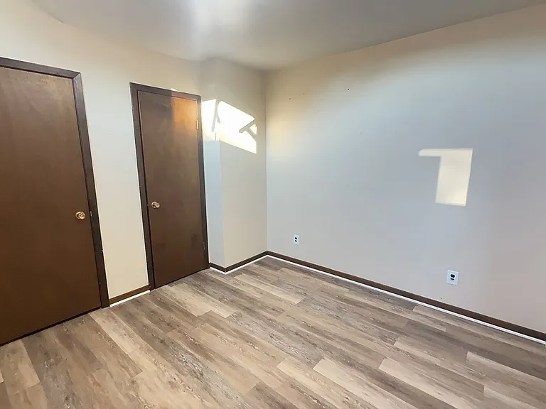 516 S Webb St — Photo 24