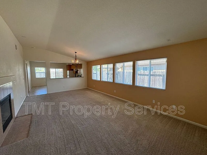 Building Photo - 9084 Pebble Field Way