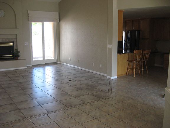 5th image of 2726 Brewer Dr