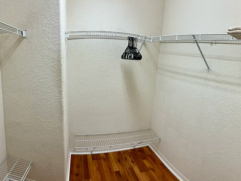 Master Walk In Closet