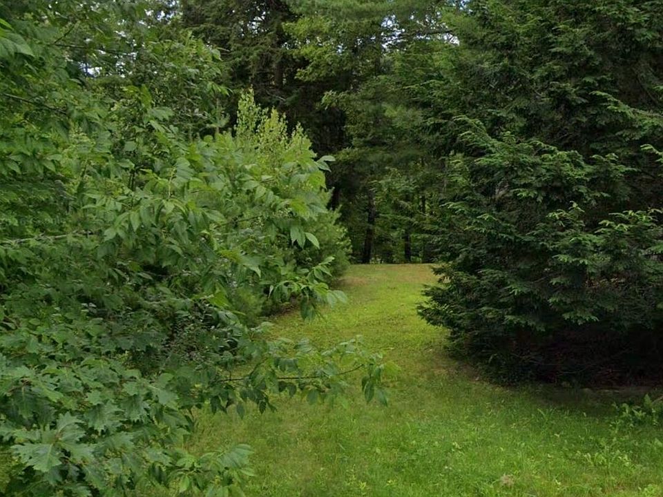 1st image of 27 Crest Avenue