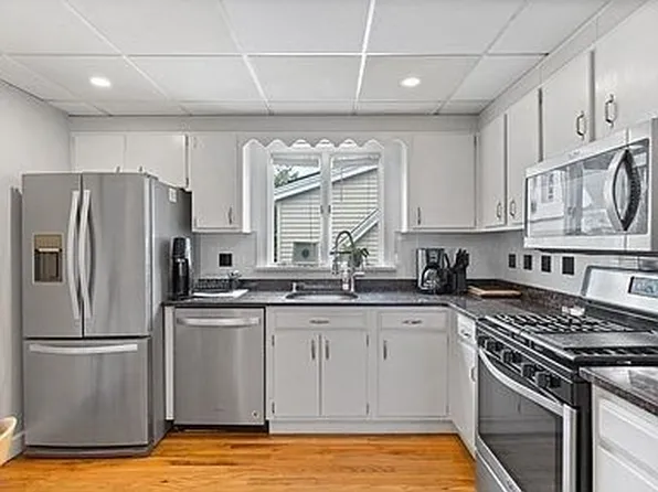 14 Staples Ave #2, Everett, MA 02149