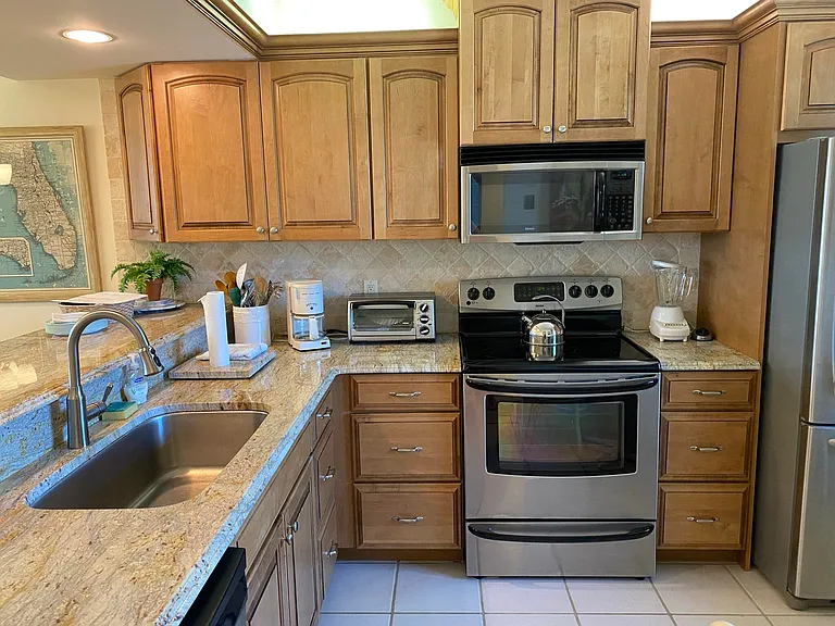 401 S Seas Dr #203 — Photo 3