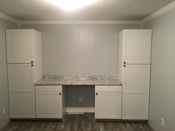 Kitchen ext / dining room
