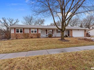 1709 88th Ave W, Rock Island, IL 61201