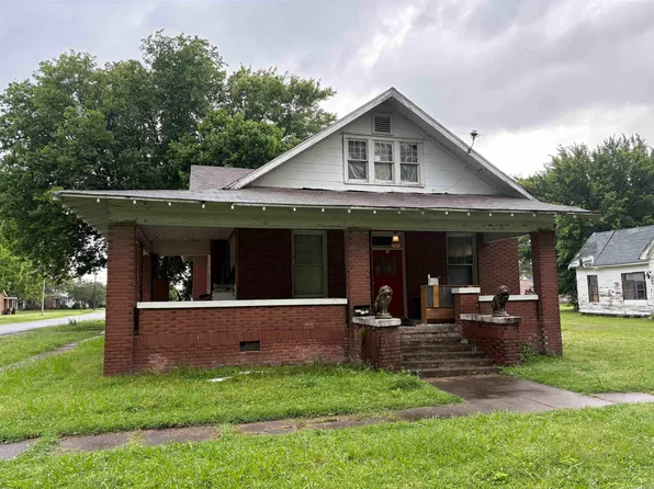 101 NE 4th St, England, AR 72046