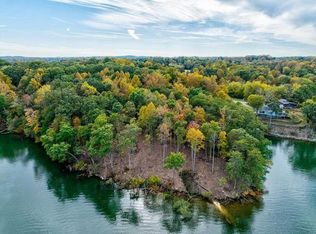 4 Merriman Way Rd, Moneta, VA 24121