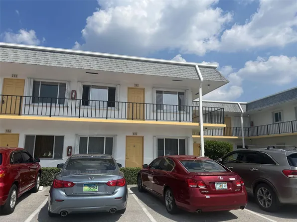 (undisclosed Address), Lake Worth Beach, FL 33461