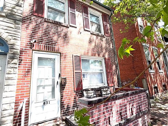 2nd image of 431 Pine St
