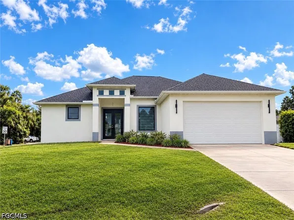 701 W 7th St, Lehigh Acres, FL 33972