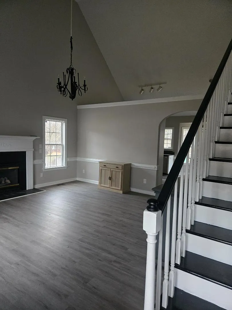 767 Pondview Ct — Photo 3