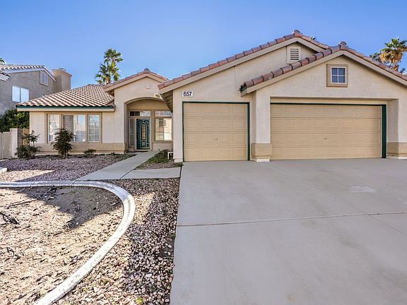 3rd image of 657 Canyon Crest Dr