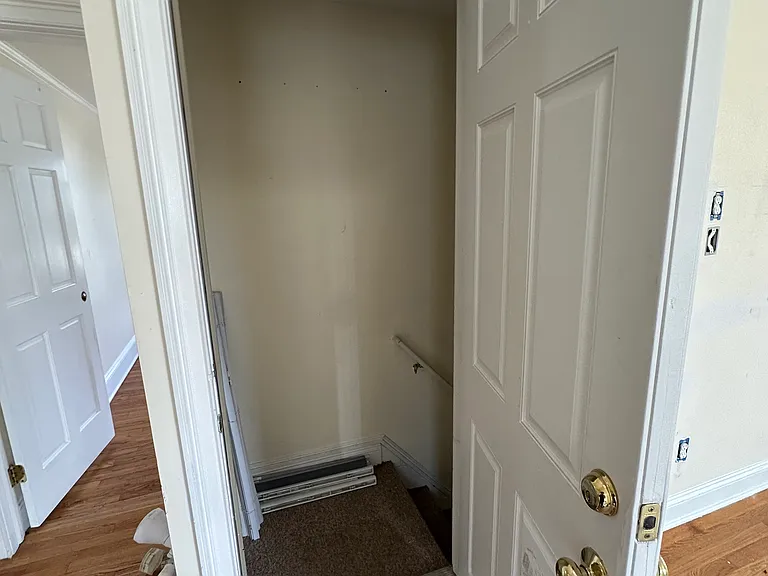 76-78 Suburban Ave #78-2 — Photo 11