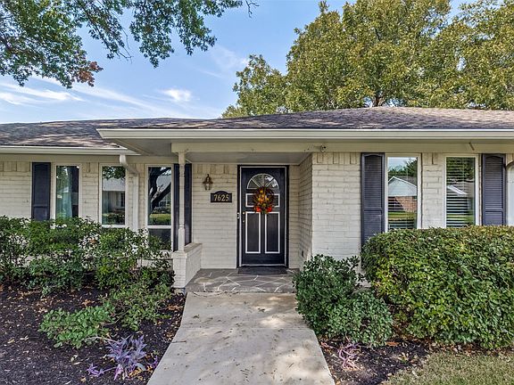 4th image of 7625 Woodstone Ln