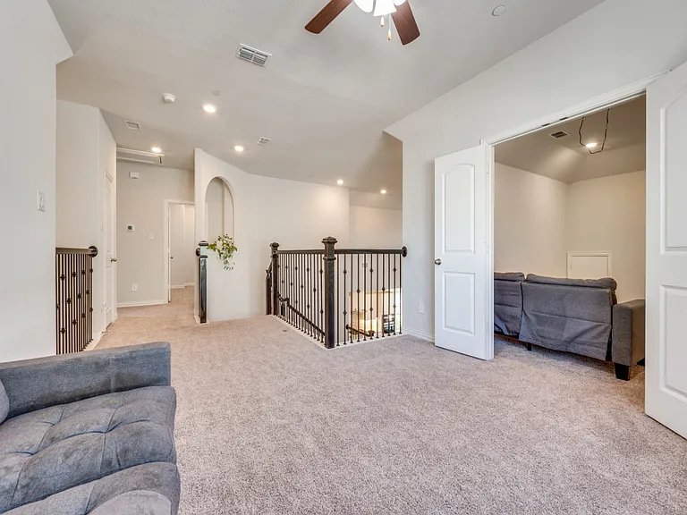 2094 Creekbluff Cir — Photo 19