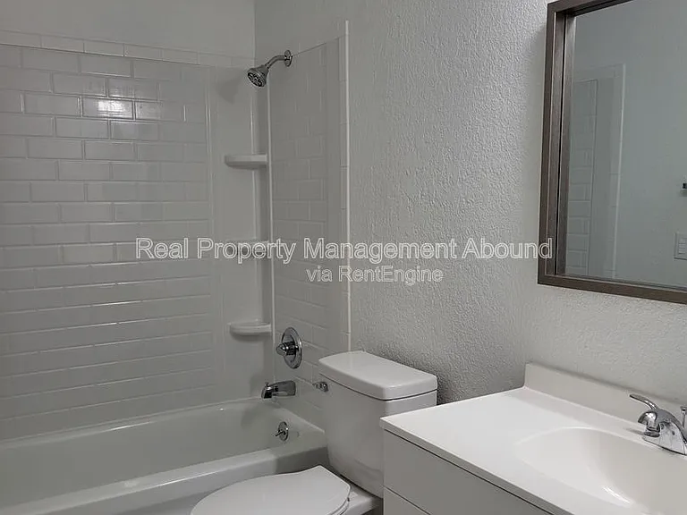 8006 N 117th East Ave — Photo 5