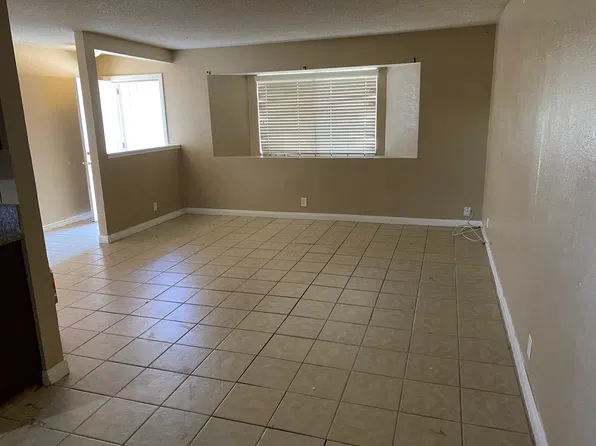 15412 Broken Bow Rd APT 3, Apple Valley, CA 92307
