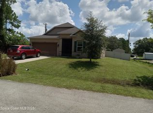 1015 Cloverleaf Ave SE, Palm Bay, FL 32909