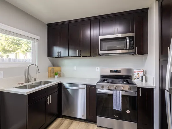 Anaheim Villa Apartments, 4205 E Anaheim St #304, Long Beach, CA 90804