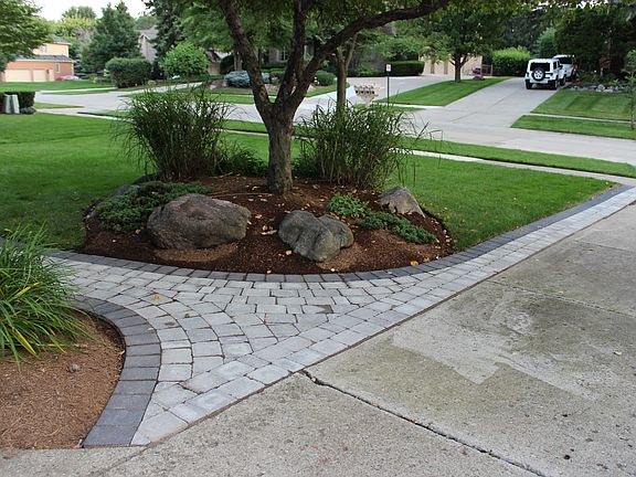2nd image of 2390 Tall Oaks Dr