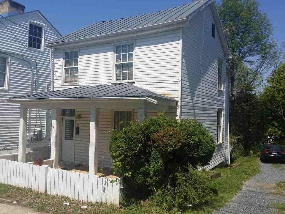 1st image of 114 N Randolph St