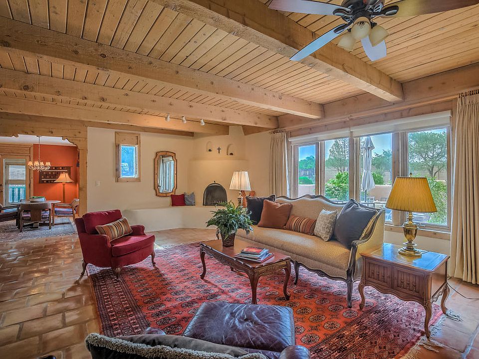 1st image of 1608 Camino Rosario NW