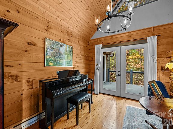 5th image of 1493 Cleghorn Mill Rd