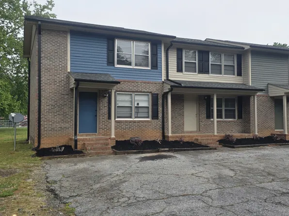 863 Whitworth Cir, Seneca, SC 29672