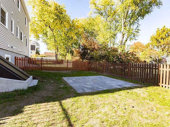 3rd image of 12 Norcross Cir #12