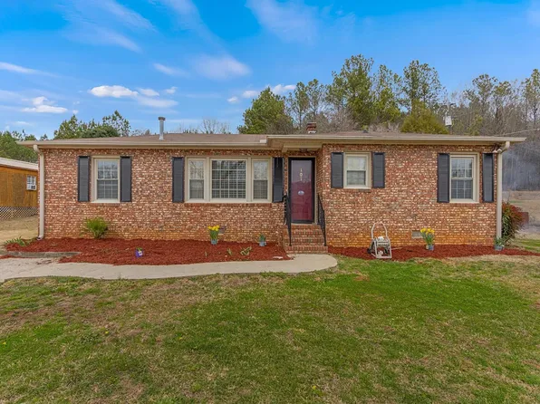 107 Bowen Heights Rd, Pickens, SC 29671