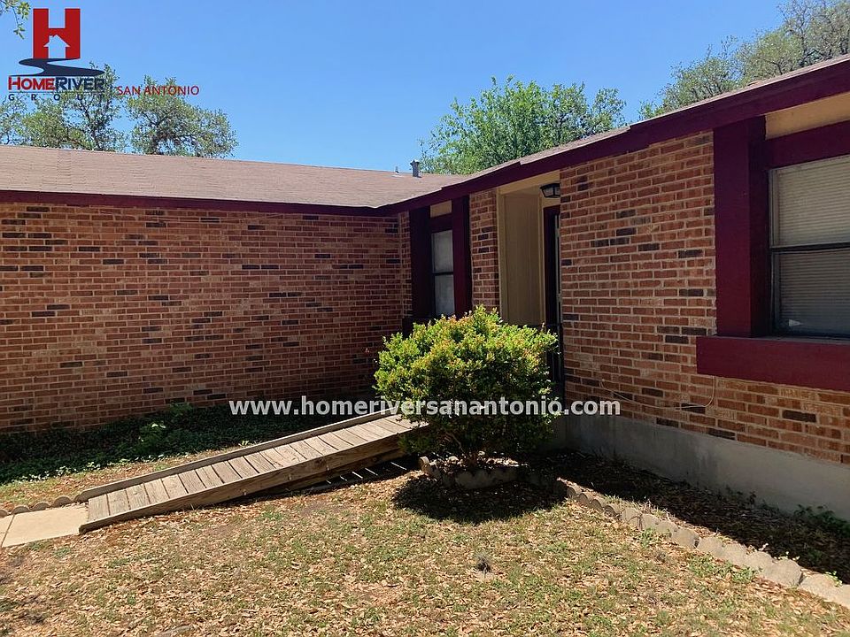 1st image of 8422 Oak Fence St