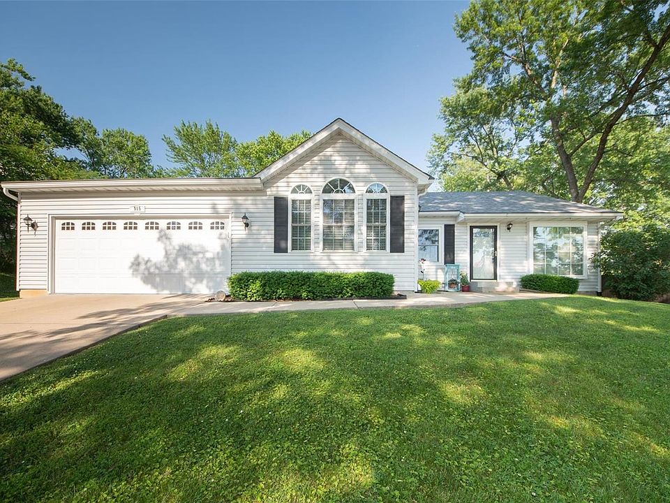 1st image of 915 Crestland Dr