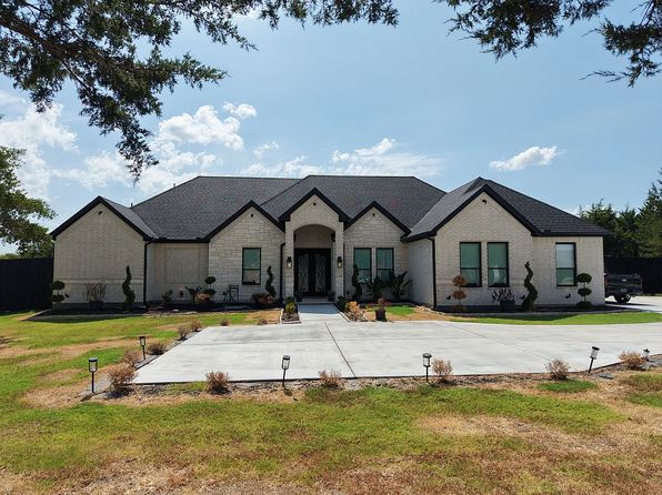 2 Gibson Rd #704