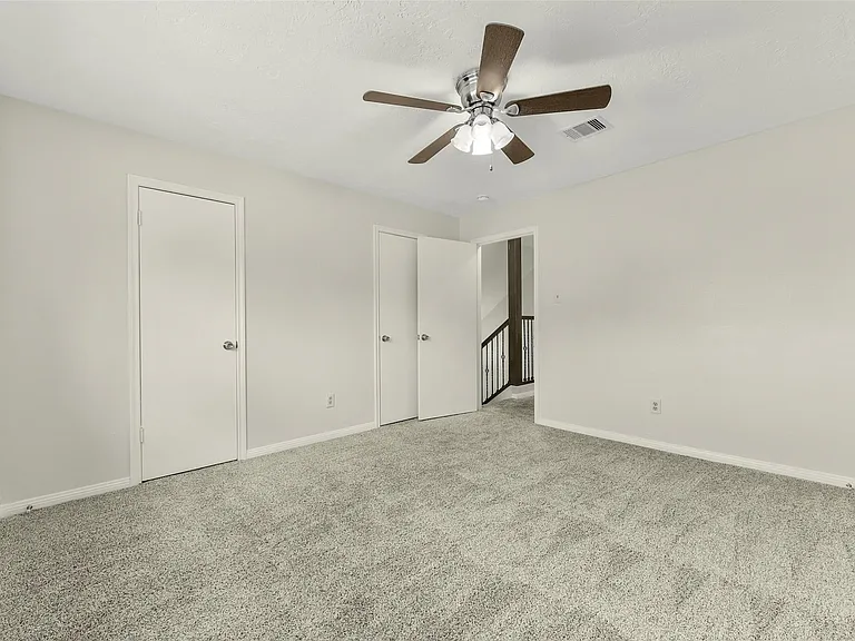12011 Kirknoll Dr — Photo 30