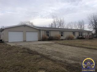 414 W 4th St, Scranton, KS 66537
