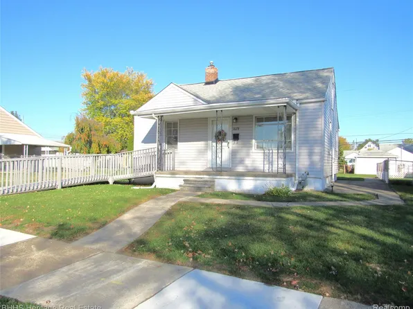 1678 Gregory Ave, Lincoln Park, MI 48146