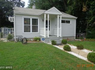 922 Andrews Rd, Glen Burnie, MD 21060