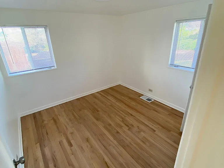 985 S Marshall St — Photo 4