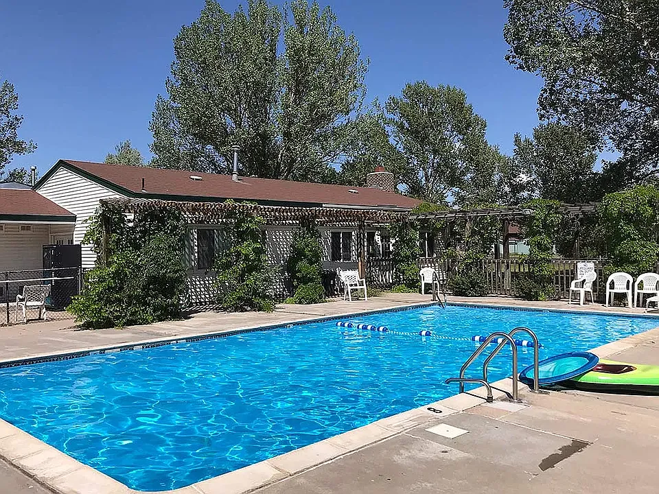 Sagebrush Cheyenne Apartments