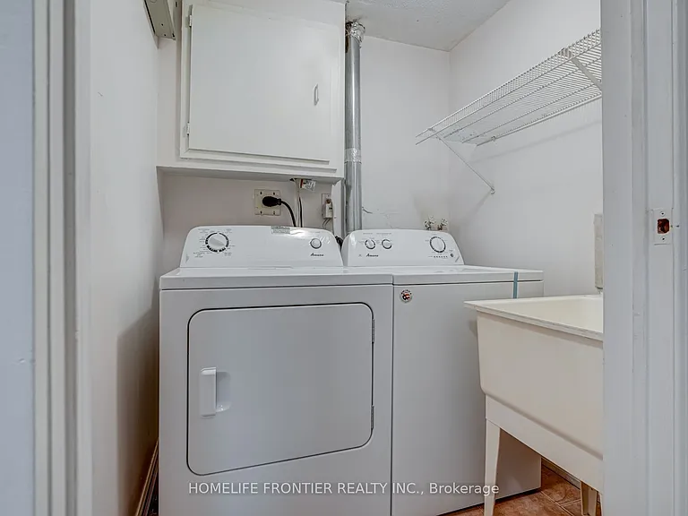 29 Madsen Cres #BASEMENT — Photo 25
