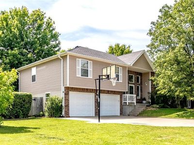 816 Hazelwood Ct, Warrensburg, MO, 64093
