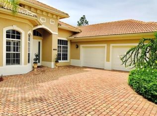 4983 Rustic Oaks Cir, Naples, FL 34105