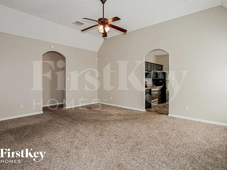 9279 Windy Meadow Ln — Photo 5