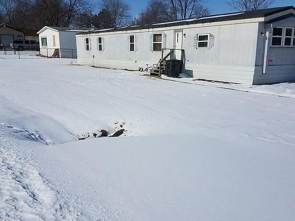 3rd image of 125 S 1st St