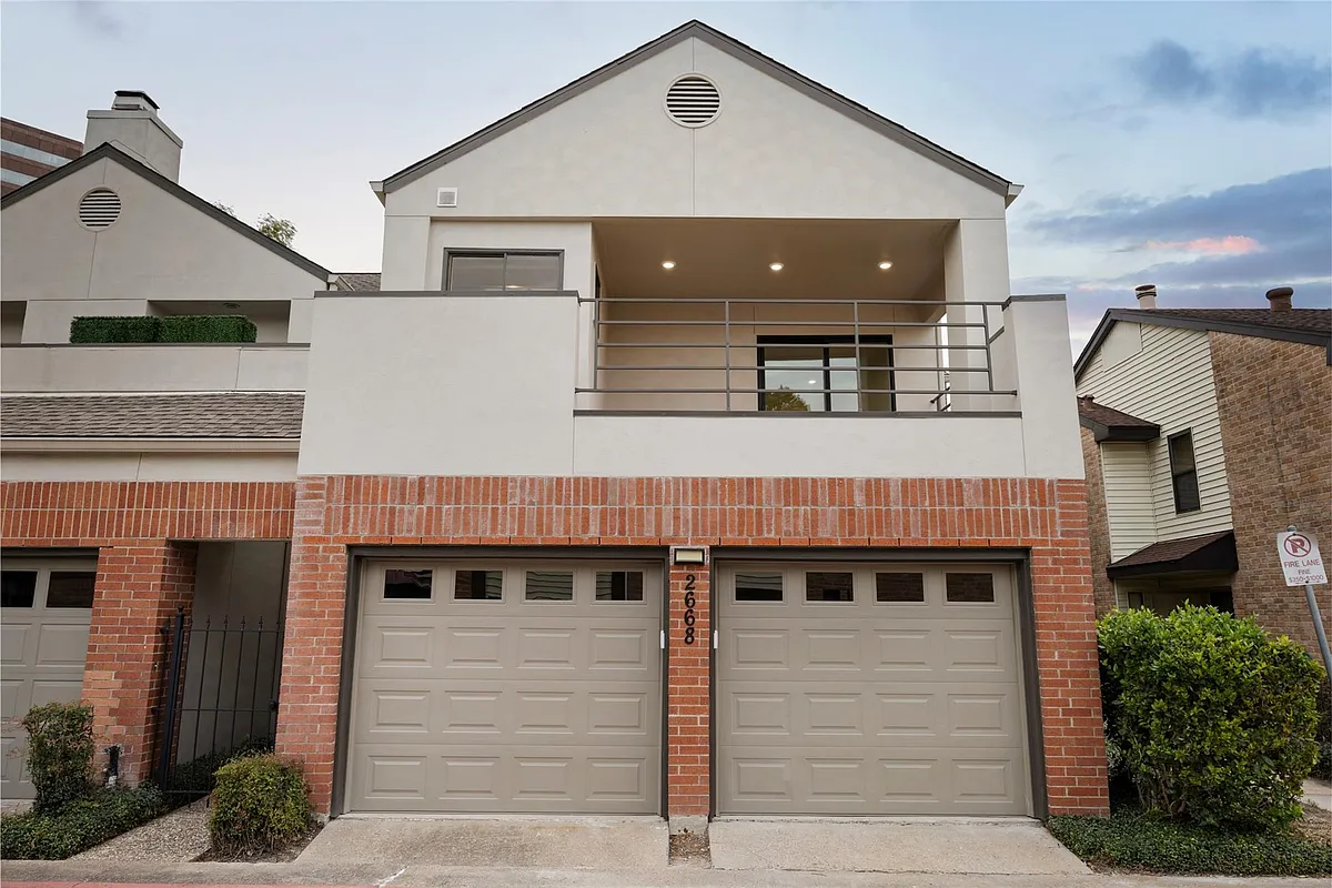 Building Photo - 2668 Bering Dr #2668