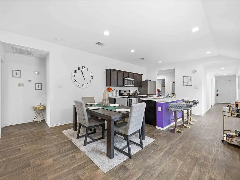 22434 Forest Gorge Ln — Photo 11
