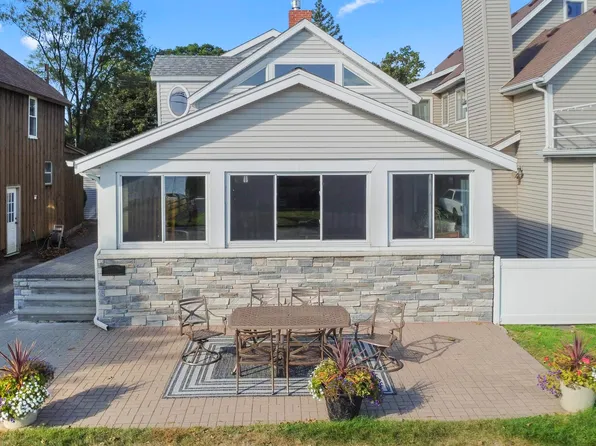 3031 Conger St, Port Huron, MI 48060