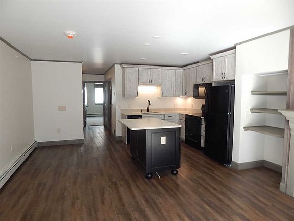 2nd image of 251 Mountainside Dr Unit 88